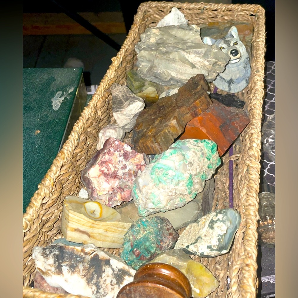 Gemstones / rocks